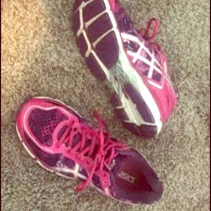 Super Cute Womens Asics gel-keyand 22